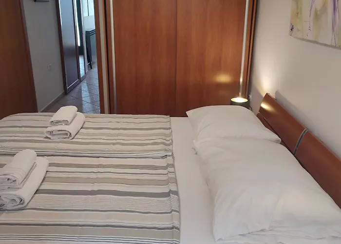 Apartment Biuk *