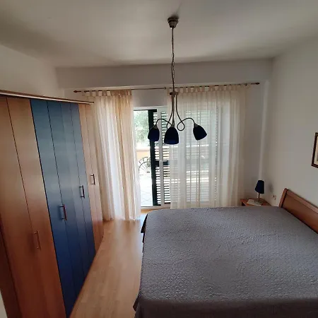 Apartament Biuk *
